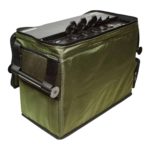 Зарядна станція Bandera Power 860S у захисній сумці кольору хакі з панеллю роз'ємів згори